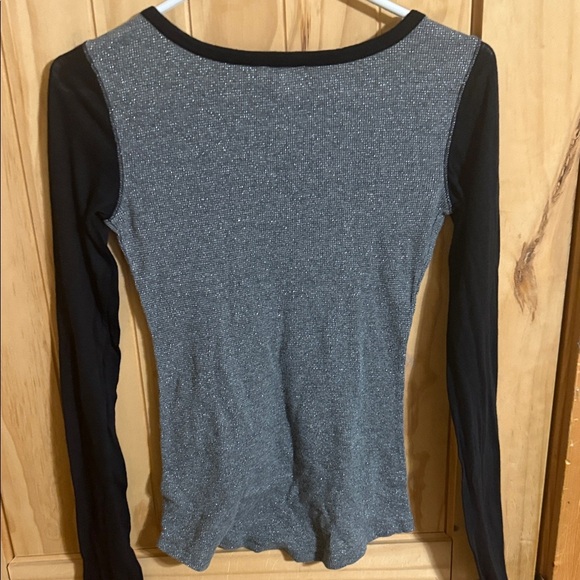 Express Women's Sparkling Gray and Black Long Sleeve Top - Picture 3 of 6